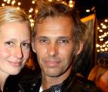 Le couple Belmondo junior toujours aussi glamour à l'ouverture de la boutique Christian Audigier à Paris