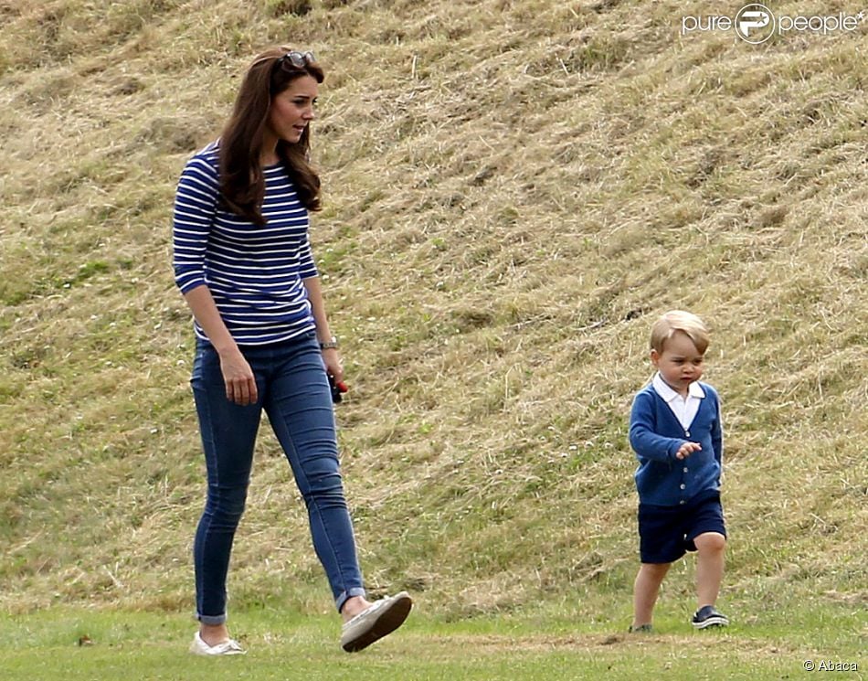 CASA REAL BRITÁNICA - Página 77 1854263-the-duchess-of-cambridge-with-prince-950x0-1