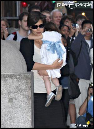 Suri Cruise est-elle agoraphobe ?