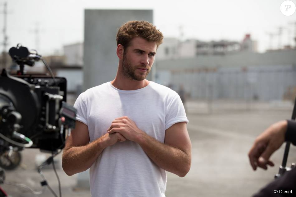 Making-of de la camapagne Only The Brave de Diesel avec l&#039;acteur Liam Hemsworth