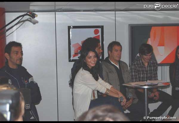 Vanessa Hudgens, Zac Efron Corbin Bleu et Ashley Tisdale, et le réalisateur Kenny Ortega