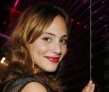 Nora Arnezeder