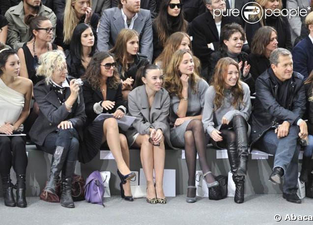 Virginie Ledoyen, Elodie Bouchez, Nora Arnezeder et Laura Smet au défilé Chanel, le 3/10/08