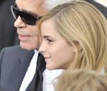 Karl Lagerfeld et Emma Watson au défilé Chanel, le 3/10/08