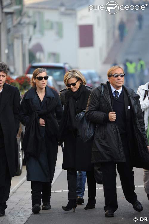 Claire Chazal et son ex-belle fille, la fille ainée de Xavier Couture aux obsèques de Guillaume Depardieu