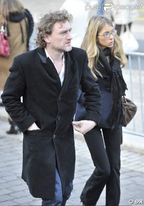 Bénedicte Martin et Jean-Paul Rouve aux obsèques de Guillaume Depardieu