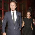 REPORTAGE PHOTOS : Victoria Beckham, encore des chaussures ... complètement ouf !