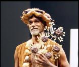 Satya, un des rares représentants masculins lors du défilé