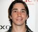 Justin Long, l'ex de Drew Barrymore et Kirsten Dunst, amoureux d'une bi-sexuelle...