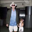REPORTAGE PHOTOS : Charlie Sheen et ses deux filles, un papa poule aux anges !