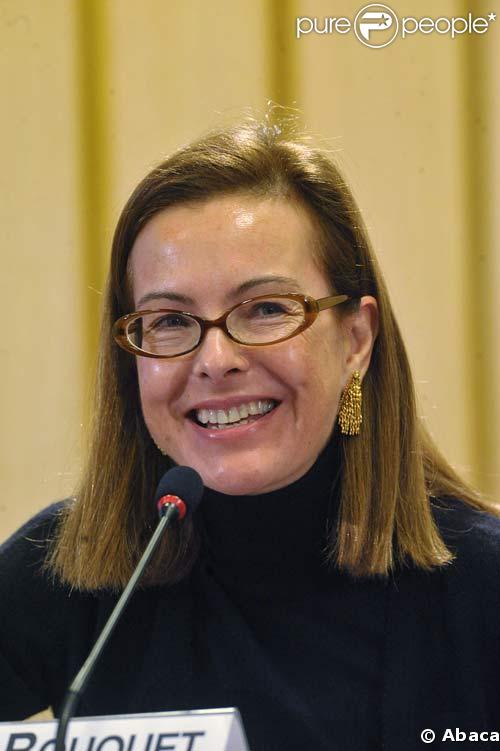 Carole Bouquet à une conférence à l'Unesco, le 10/12/08