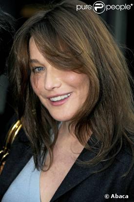 Carla Bruni a chanté en duo avec Johnny Hallyday