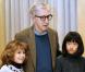 PHOTOS : Woody Allen, un jazzman passionné en tournée... ses deux fillettes sont ses premières groupies!