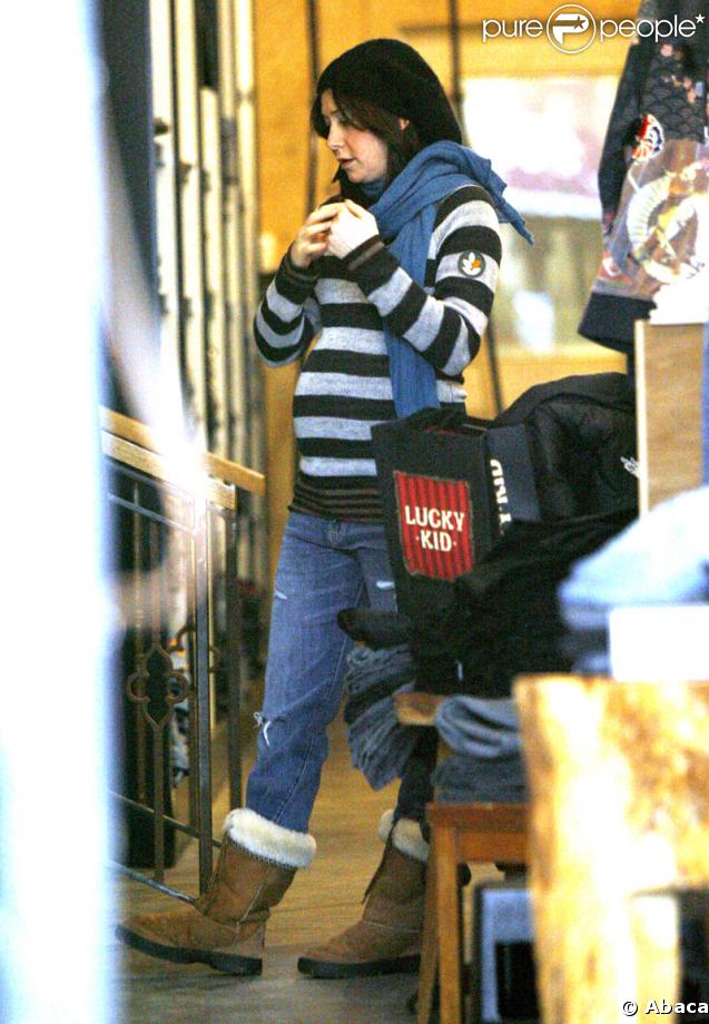 Alyson Hannigan en séance shopping à LA  