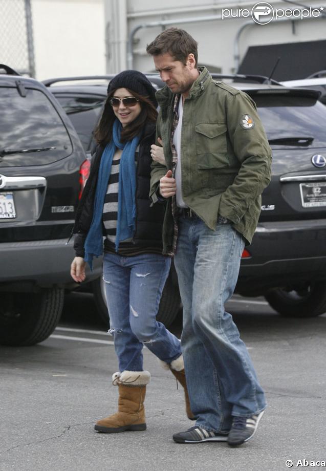 Alyson Hannigan en séance shopping à LA avec son mari Alexis Denisof