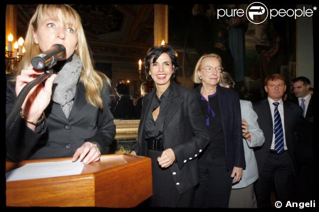 Rachida Dati a présenté ses voeux au personnel de sa mairie du 7e arrondissement de Paris, le 8/01/09