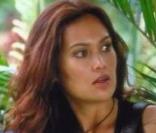 Tia Carrere dans Sydney Fox l'aventurière 