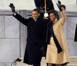Dimanche 18 janvier 2009 : à deux jours de l'investiture de Barack Obama, un gigantesque show inaugural réunit des dizaines de stars et des centaines de milliers de fans en liesse. Barack Obama et son épouse Michelle sous l'ovation du public. 