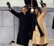 Dimanche 18 janvier 2009 : à deux jours de l'investiture de Barack Obama, un gigantesque show inaugural réunit des dizaines de stars et des centaines de milliers de fans en liesse. Barack Obama et son épouse Michelle sous l'ovation du public. 