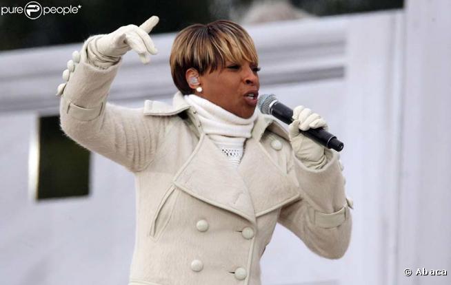 Dimanche 18 janvier 2009 : à deux jours de l'investiture de Barack Obama, un gigantesque show inaugural réunit des dizaines de stars et des centaines de milliers de fans en liesse. Mary J. Blige.