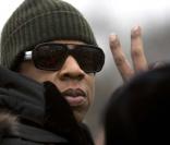 Dimanche 18 janvier 2009 : à deux jours de l'investiture de Barack Obama, un gigantesque show inaugural réunit des dizaines de stars et des centaines de milliers de fans en liesse. Jay-Z est dans la foule, pendant que sa femme Beyoncé est sur scène.<