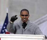 Dimanche 18 janvier 2009 : à deux jours de l'investiture de Barack Obama, un gigantesque show inaugural réunit des dizaines de stars et des centaines de milliers de fans en liesse. Jamie Foxx harangue la foule. 
