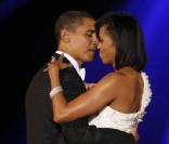  Barack Obama et son épouse Michelle vont de bal en bal, pour faire, amoureux, quelques petits pas de danse... 20/01/09 