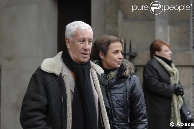 Stéphane Collaro et sa compagne à l'église de Saint-Germain des Prés 