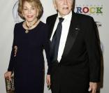 Anne Buydens Douglas et Kirk Douglas 