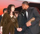 Will Smith qui se moque d'Isabelle Adjani, qui l'eut cru ? C'est pourtant ce qu'il fait en 2005, gentiment, en réclamant  un verre d'eau telle une diva comme l'avait fait la présidente du jury !