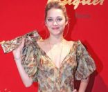 Marion Cotillard, César de la meilleure actrice dans un second rôle pour Un long dimanche de fiançailles.