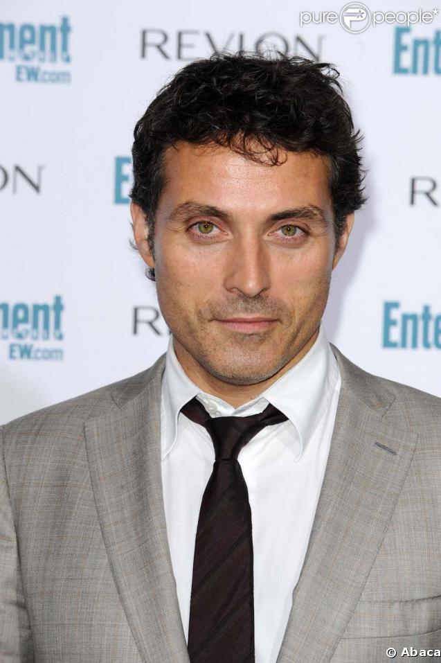 Rufus Sewell