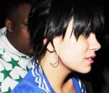 Lily Allen en a fait voir de toutes les couleurs dans un club de Londres ! 