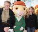 Nelson Monfort et l'une de ses filles à l'avant-première de La légende Despereaux le 8 février 2009, au Gaumont Marignan