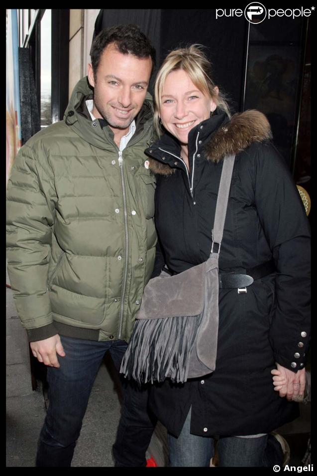 Nicolas Deuil et sa femme Laurence à l'avant-première de La légende Despereaux le 8 février 2009, au Gaumont Marignan