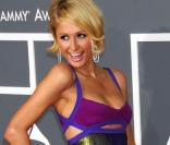 Paris Hilton, encore une tenue improbable...