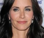 La jolie Courteney Cox est vraiment trop minouche ! 