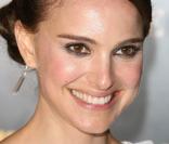 Natalie Portman a déjà tourné avec tous les plus grands réalisateurs contemporains... mais rien n'arrête sa passion... Aujourd'hui, elle passe derrière la caméra ! 