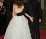 Sarah Jessica Parker et son mari Matthew Broderick posent à la soirée Vanity-Fair (soirée post-Oscars)... SJP a la main baladeuse ! 