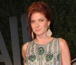 Debra Messing pose à la soirée Vanity-Fair (soirée post-Oscars)