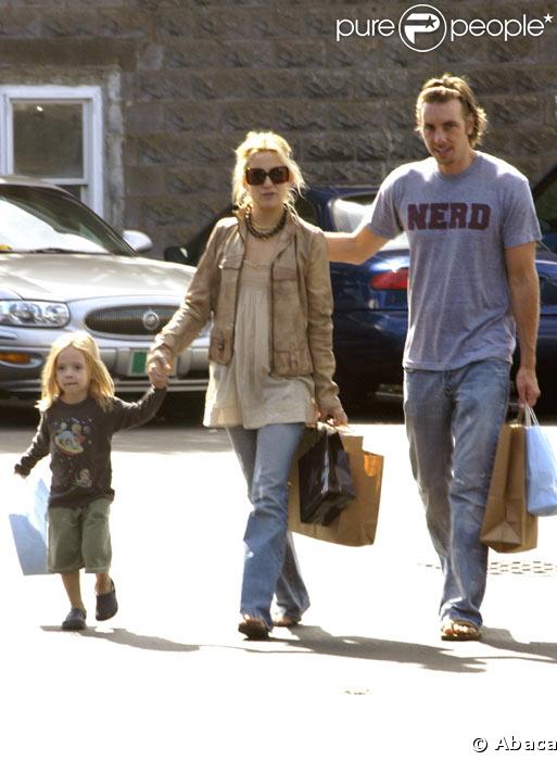 Kate Hudson avec son fils Ryder et Dax Shepard en septembre 2007 