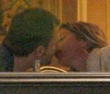 Gisele Bündchen et Tom Brady, lors d'une escapade parisienne en février 2008, un an avant leur union 