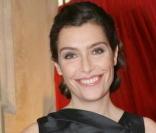 La jolie Daphné Roulier a choisi Vuitton pour soutenir son chéri Antoine de Caunes, maître de Cérémonie des César