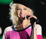 24e cérémonie des Victoires de la Musique : Micky Green, fabuleuse en Sonia Rykiel 