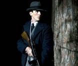 Christian Bale est Melvin Purvis, sur les traces de John Dillinger, dans 