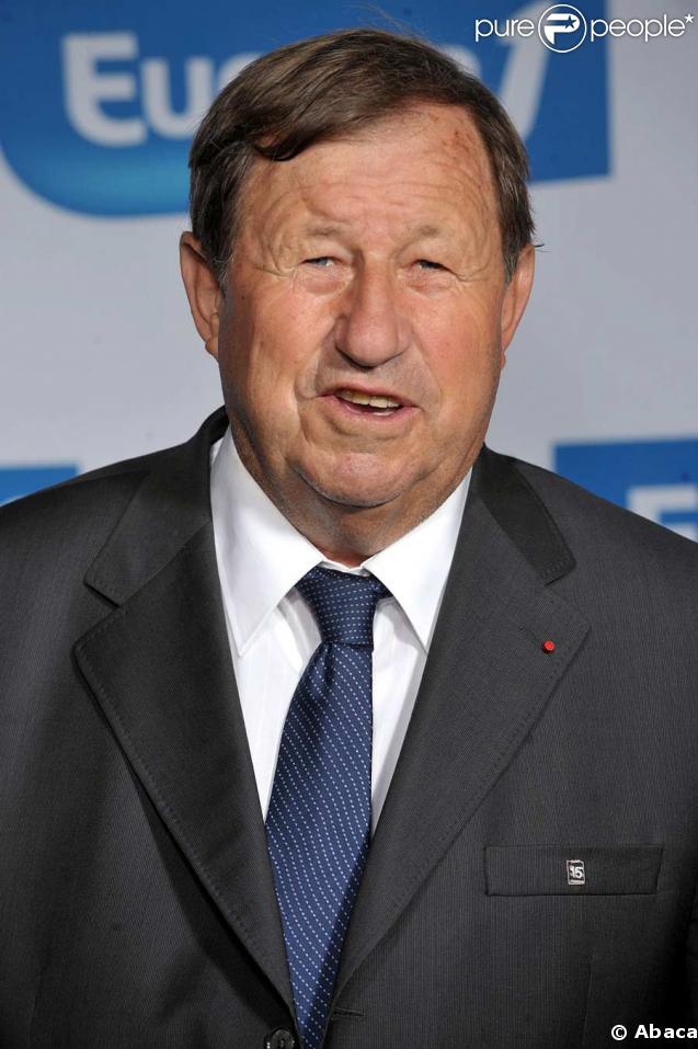 Guy Roux jouera son propre rôle pour fêter les 20 ans des Guignols sur Canal +