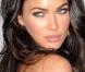 La belle Megan Fox... rejoint le cowboy au visage défiguré !