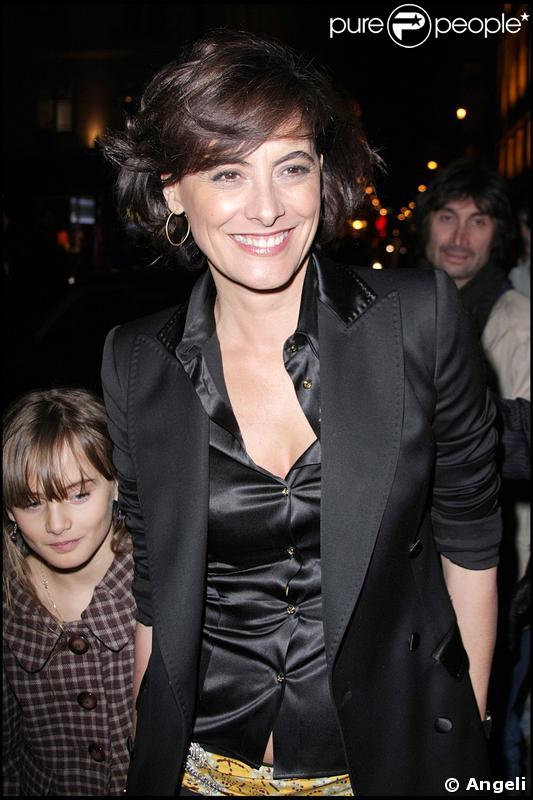 Inès de la Fressange et sa fille Violette à l'inauguration de la boutique Cavalli samedi soir à Paris