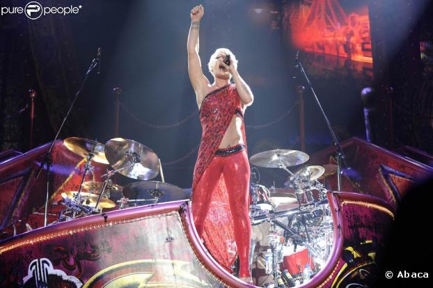Pink à Paris-Bercy le 9 mars 2009 : un show explosif, drôle, sexy. Une fête foraine ambulante !