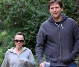 Christina Ricci, son boyfriend Owen Benjamin et Woofy, au Griffith Park, à L.A. 09/03/09 